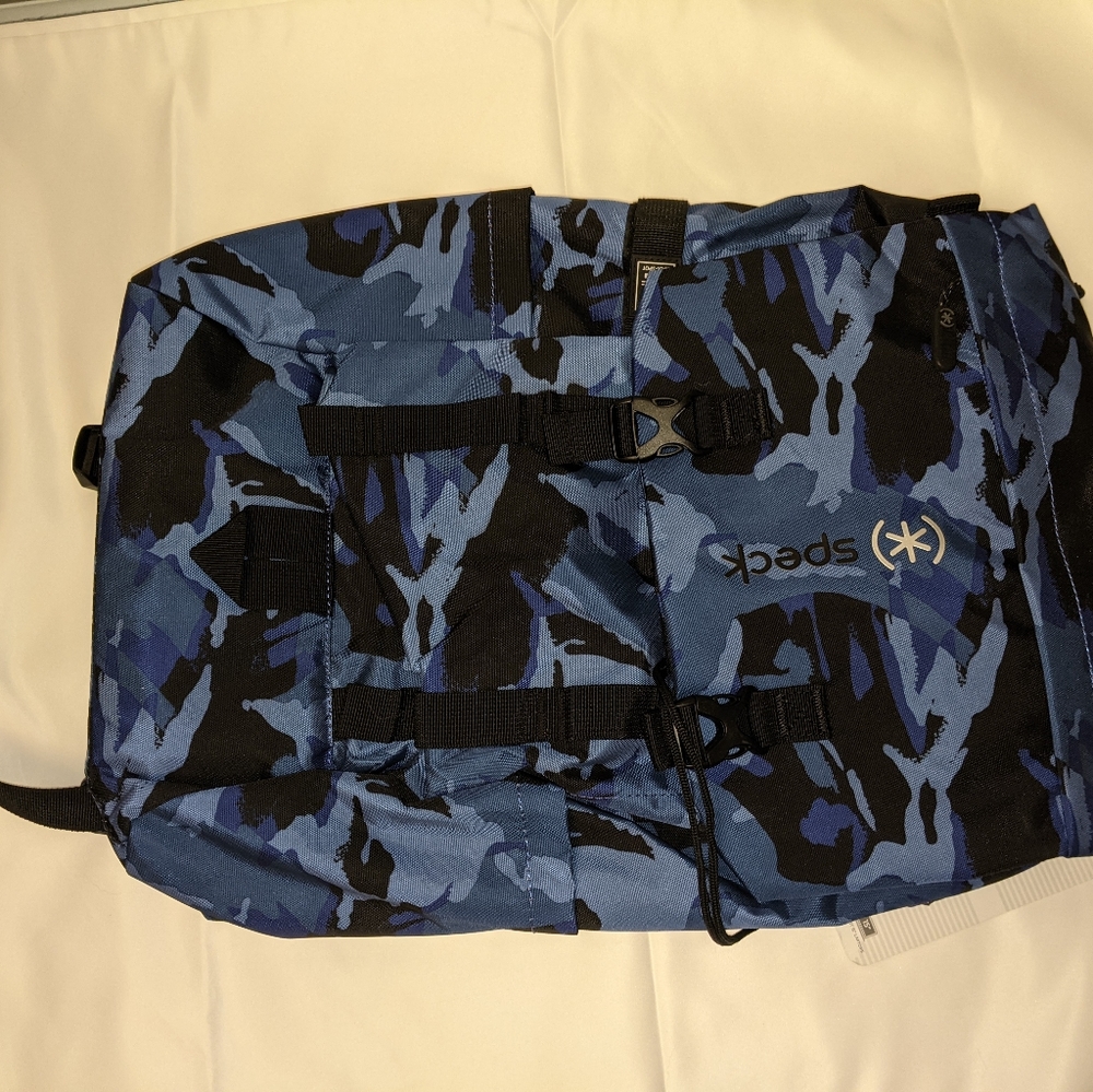 Backpack - Picture 3 of 3